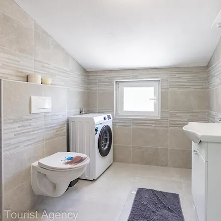 Apartament Panoramic Forest Retreat With Pool And Seaview *