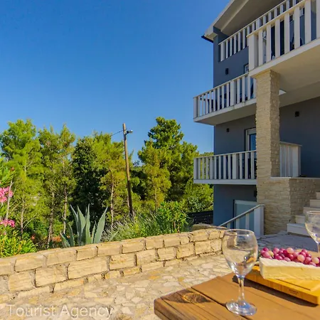 Panoramic Forest Retreat With Pool And Seaview Apartament Donji Karin