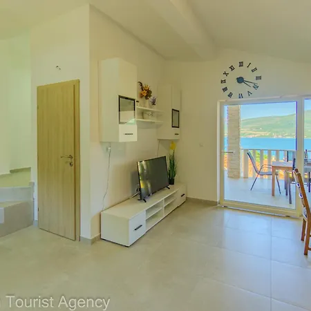 Panoramic Forest Retreat With Pool And Seaview Appartement *