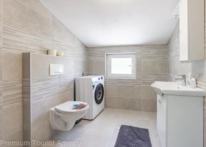 Apartman Panoramic Forest Retreat With Pool And Seaview *